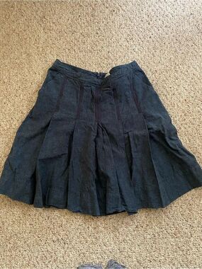 Classic Black A-Line Pleated Skirt Vintage denim jean
